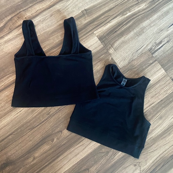 2 SOLI Surf Tanks - Picture 3 of 5